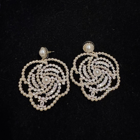 CHANEL Jewelry - CHANEL Elegant Pearl and Gold Swirl Earrings